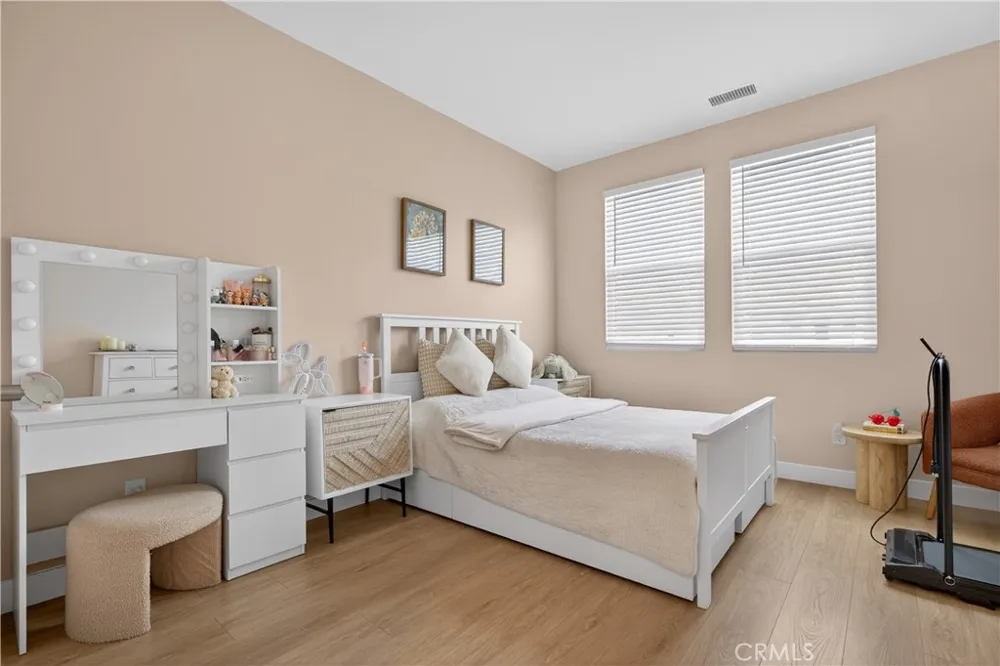 17728 Ridgeline Court #A Canyon Country, CA 91350