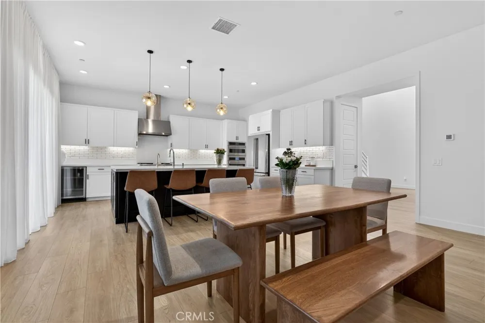 17728 Ridgeline Court #A Canyon Country, CA 91350