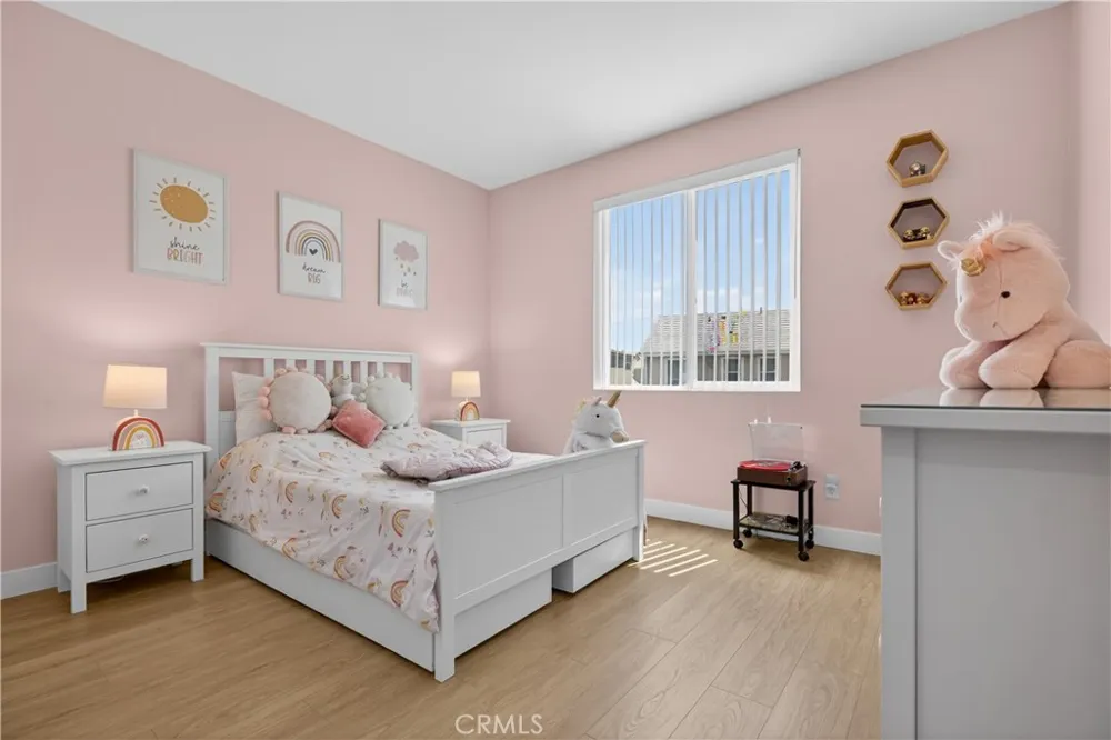 17728 Ridgeline Court #A Canyon Country, CA 91350