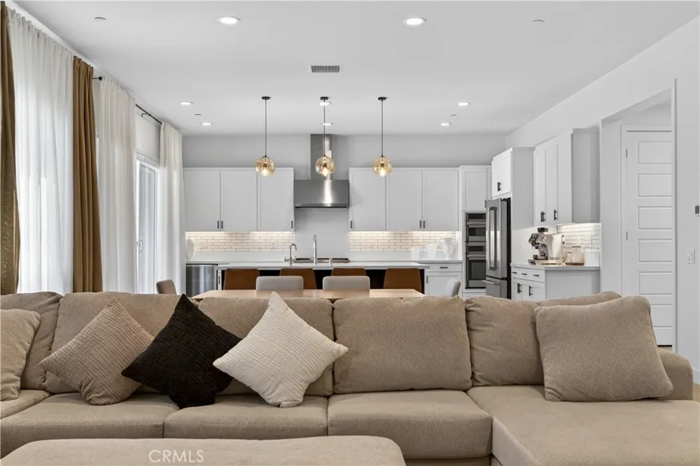 17728 Ridgeline Court #A Canyon Country, CA 91350