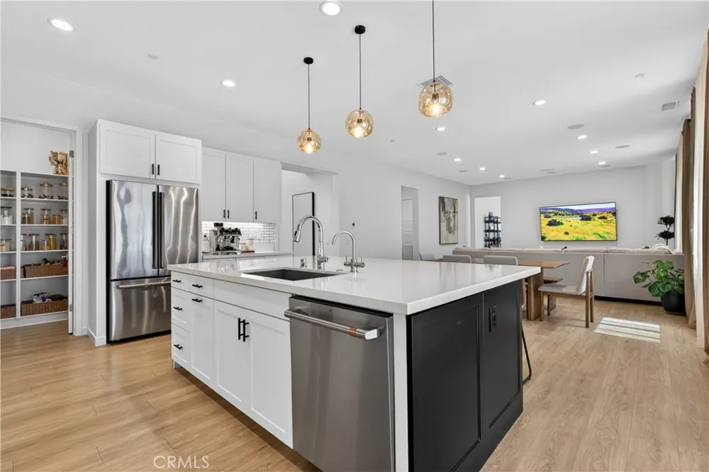 17728 Ridgeline Court #A Canyon Country, CA 91350