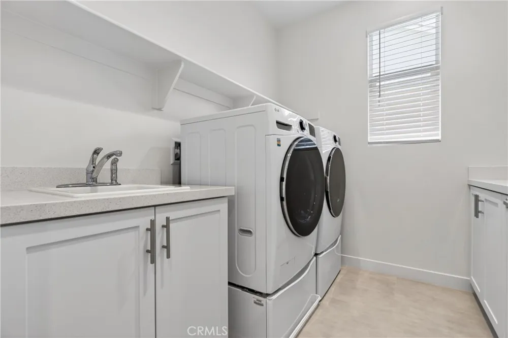 17728 Ridgeline Court #A Canyon Country, CA 91350