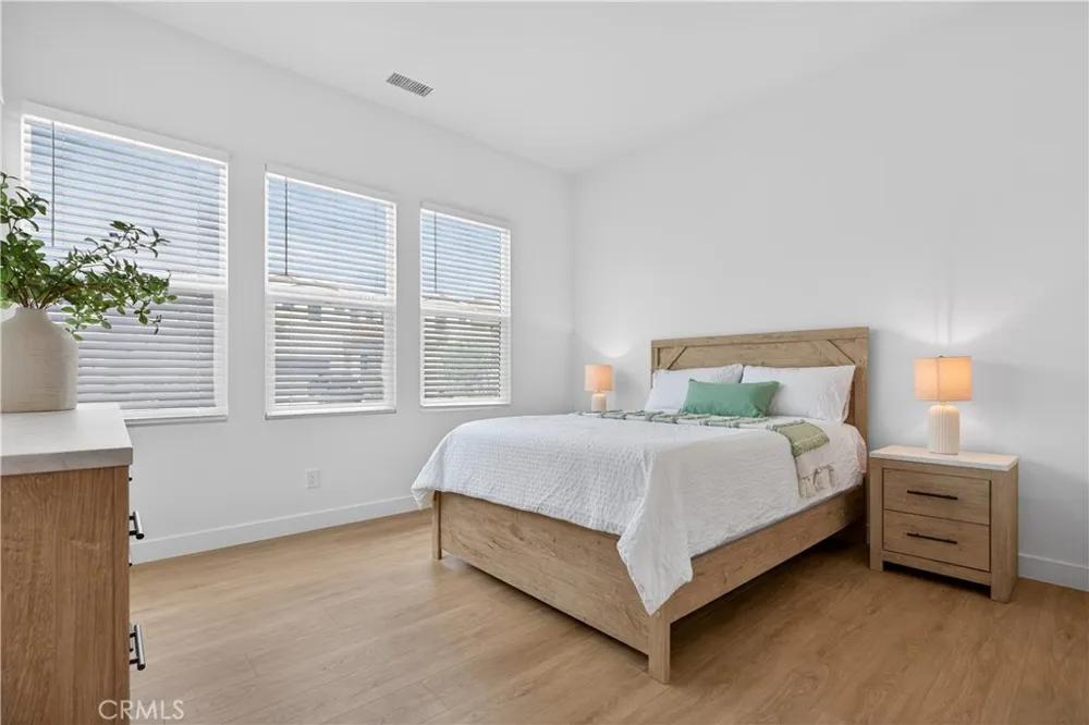17728 Ridgeline Court #A Canyon Country, CA 91350