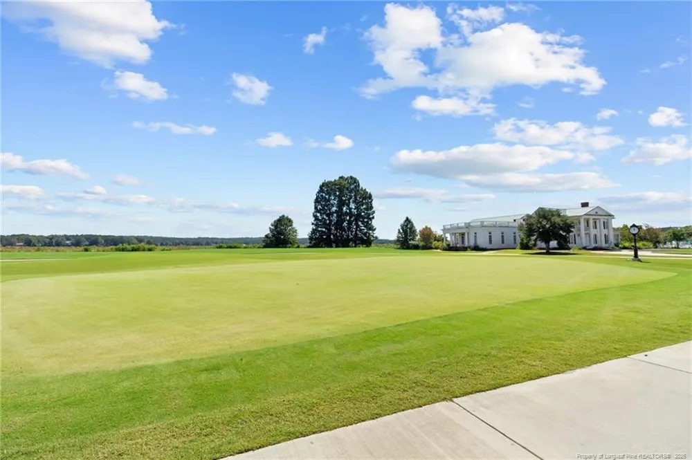 809 Blue Bird Drive Vass, NC 28394
