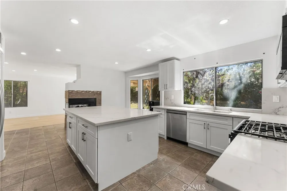 40059 Lloyds Court Palmdale, CA 93551