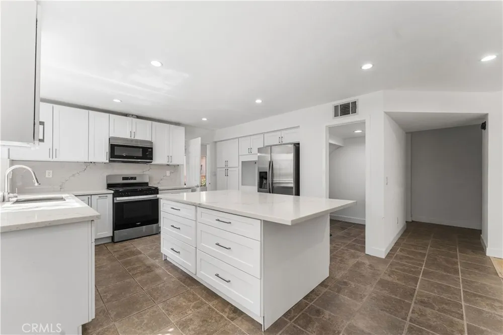 40059 Lloyds Court Palmdale, CA 93551