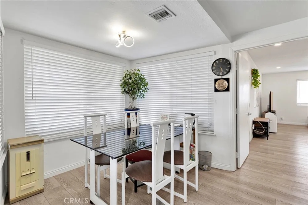 14275 Gayhead Apple Valley, CA 92307