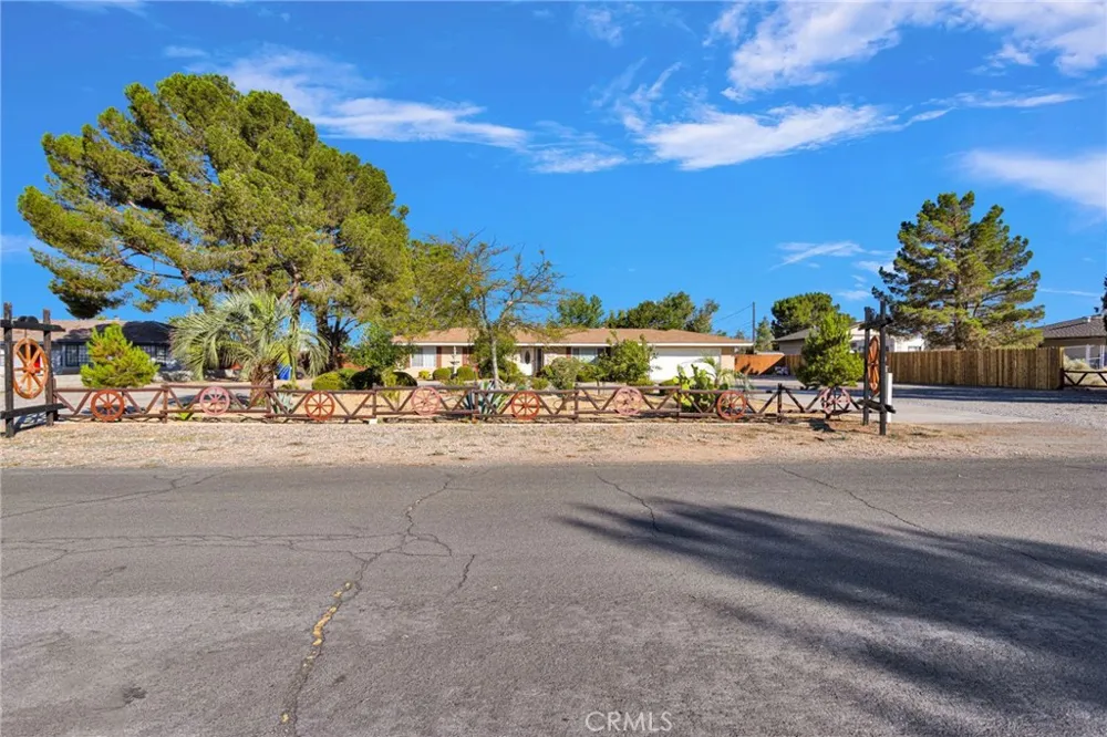 14275 Gayhead Apple Valley, CA 92307