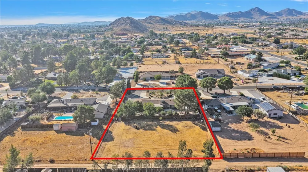 14275 Gayhead Apple Valley, CA 92307