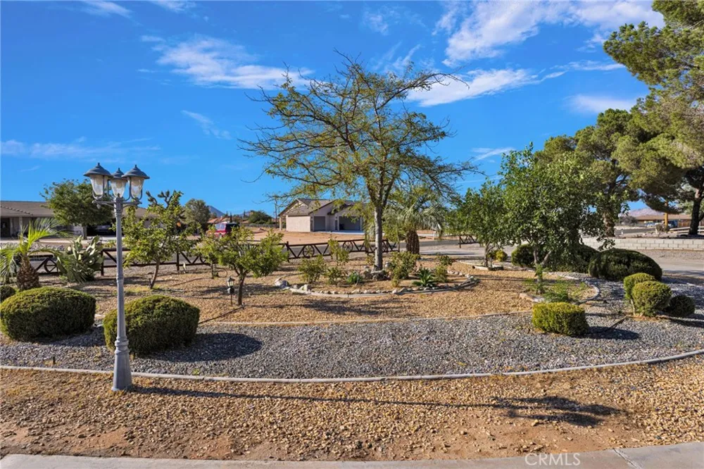 14275 Gayhead Apple Valley, CA 92307