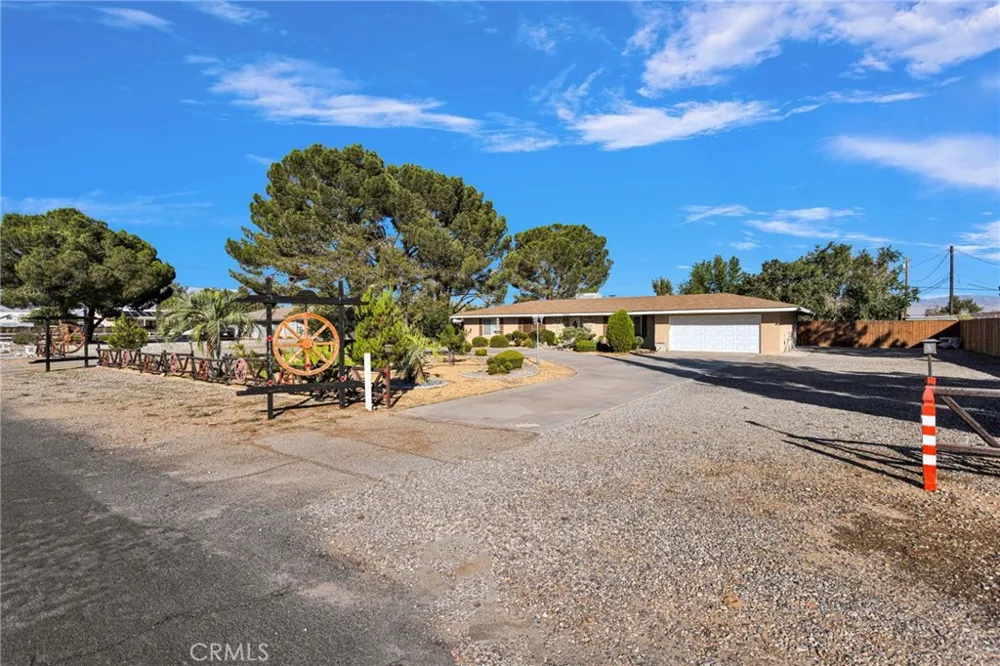 14275 Gayhead Apple Valley, CA 92307