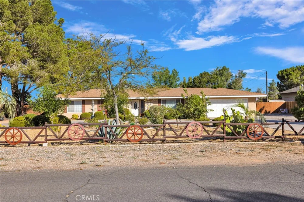 14275 Gayhead Apple Valley, CA 92307