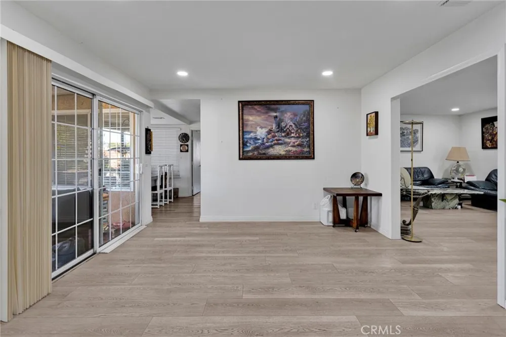 14275 Gayhead Apple Valley, CA 92307