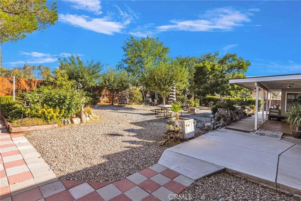 14275 Gayhead Apple Valley, CA 92307