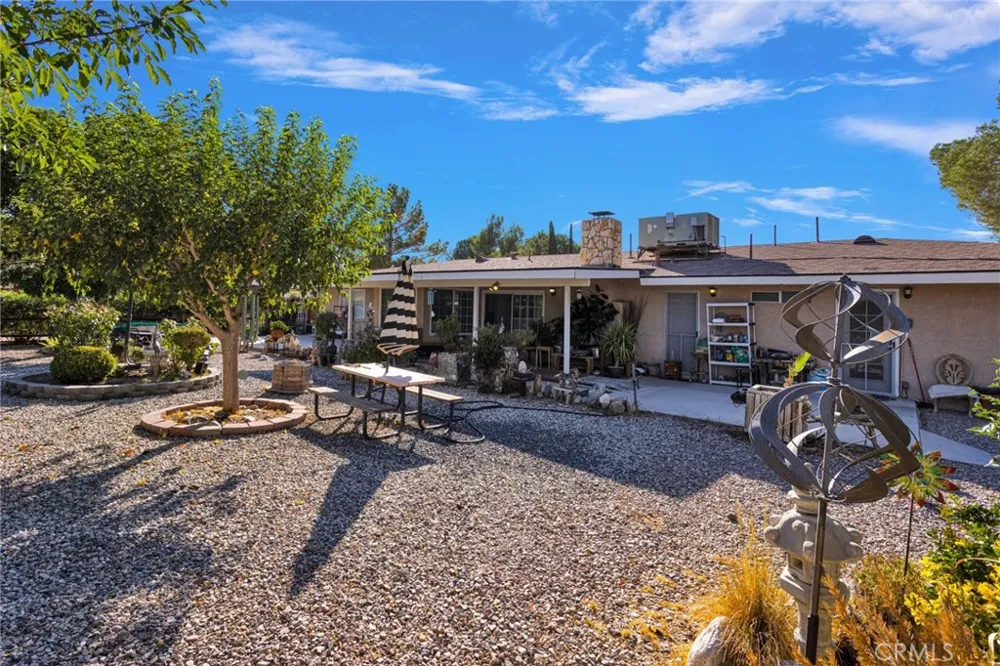 14275 Gayhead Apple Valley, CA 92307