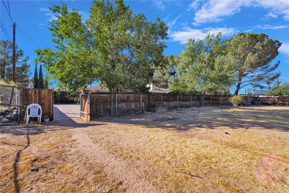 14275 Gayhead Apple Valley, CA 92307
