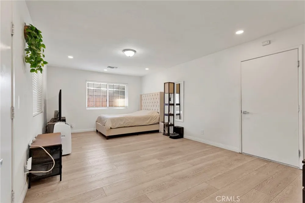 14275 Gayhead Apple Valley, CA 92307