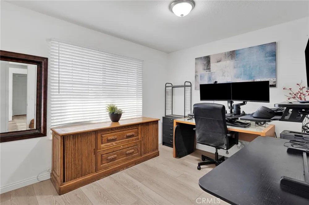 14275 Gayhead Apple Valley, CA 92307