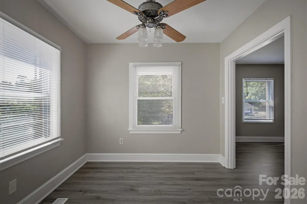 1060 14th Avenue NW Hickory, NC 28601