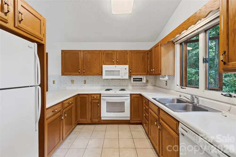 109 Usdasdi Drive #U19 L020B Brevard, NC 28712