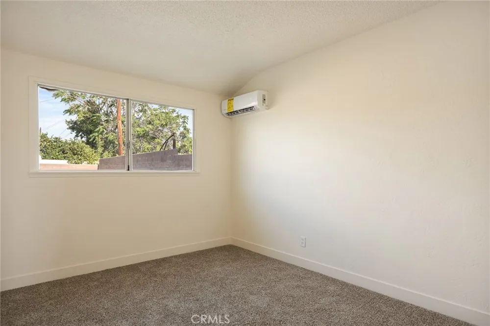 1112 Devon Redlands, CA 92374