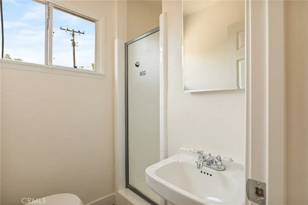 1112 Devon Redlands, CA 92374