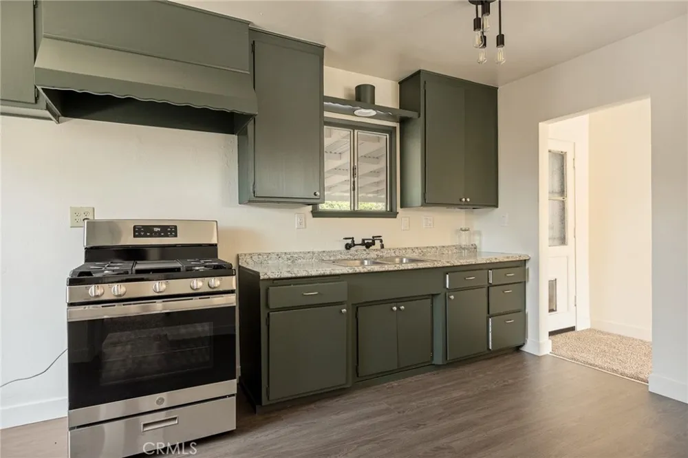 1112 Devon Redlands, CA 92374