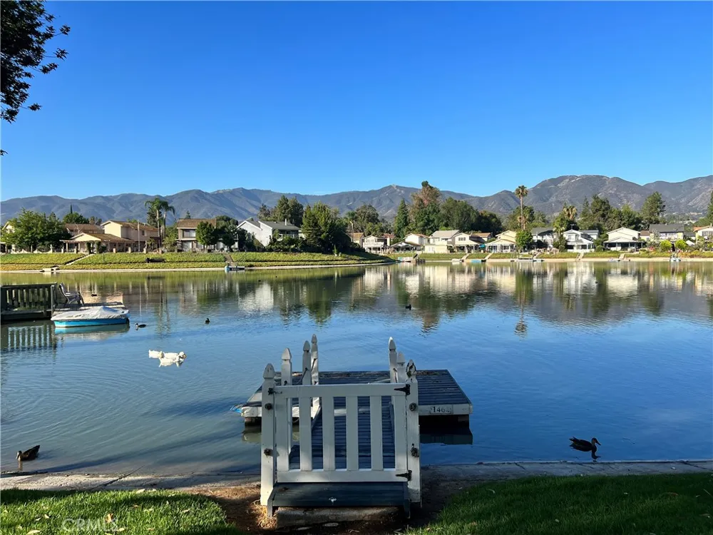 1464 Camelot Drive Corona, CA 92882