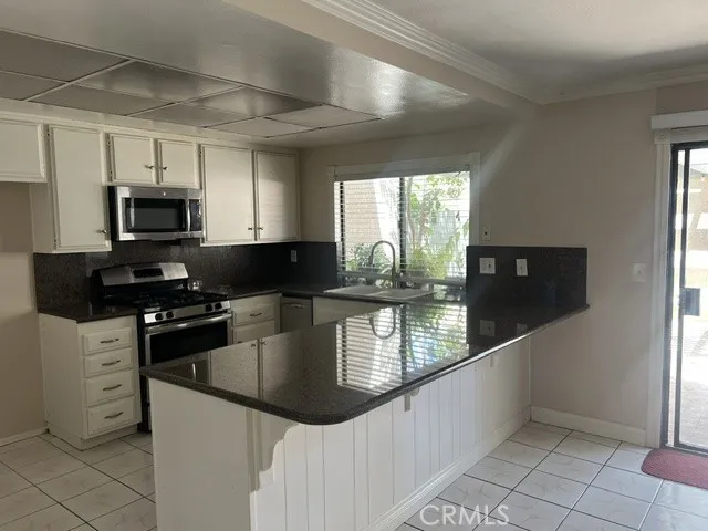 1464 Camelot Drive Corona, CA 92882