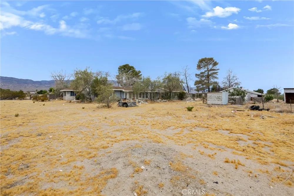 38484 Foothill Road Lucerne Valley, CA 92356