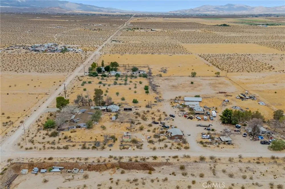 38484 Foothill Road Lucerne Valley, CA 92356