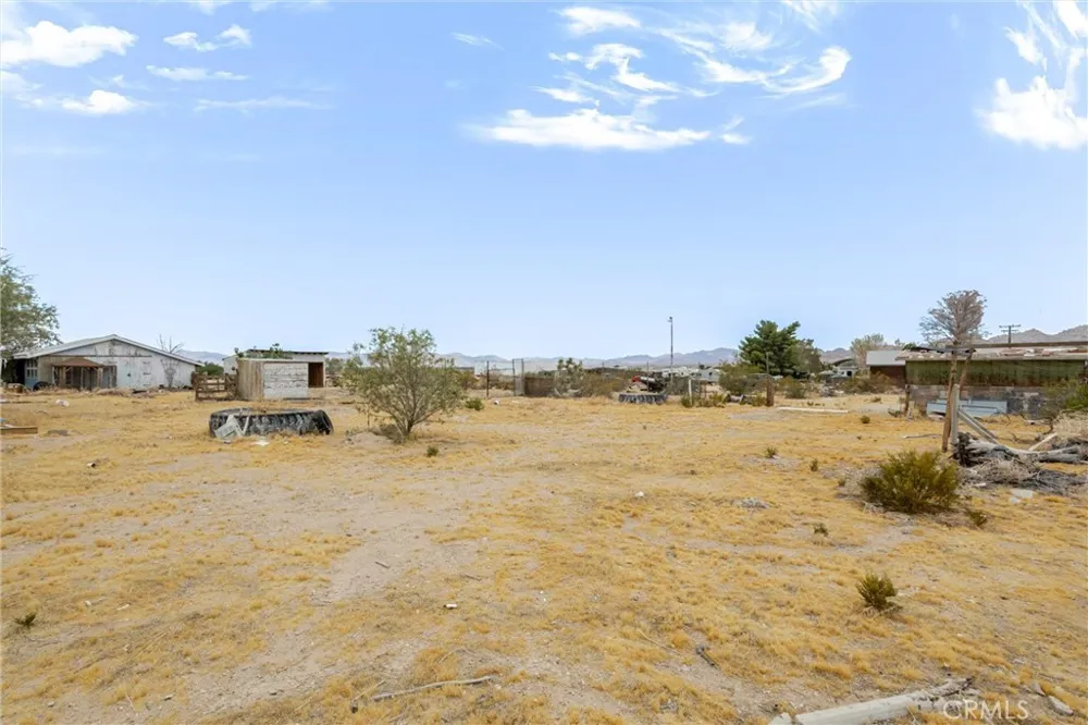 38484 Foothill Road Lucerne Valley, CA 92356
