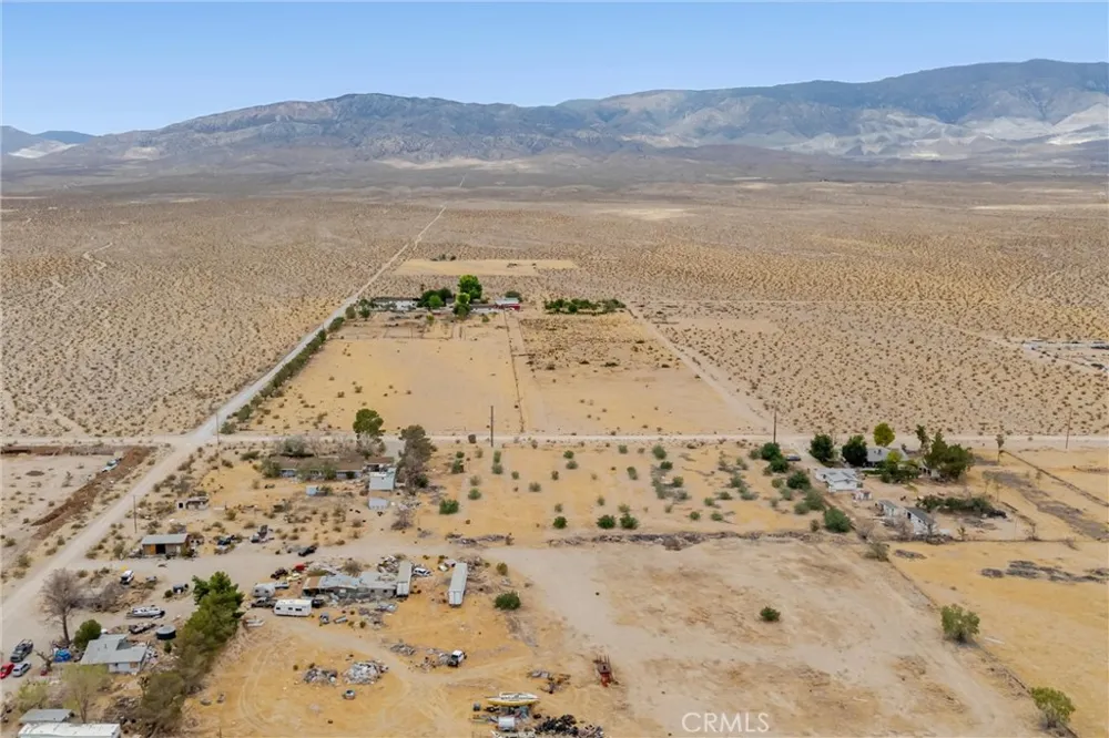38484 Foothill Road Lucerne Valley, CA 92356