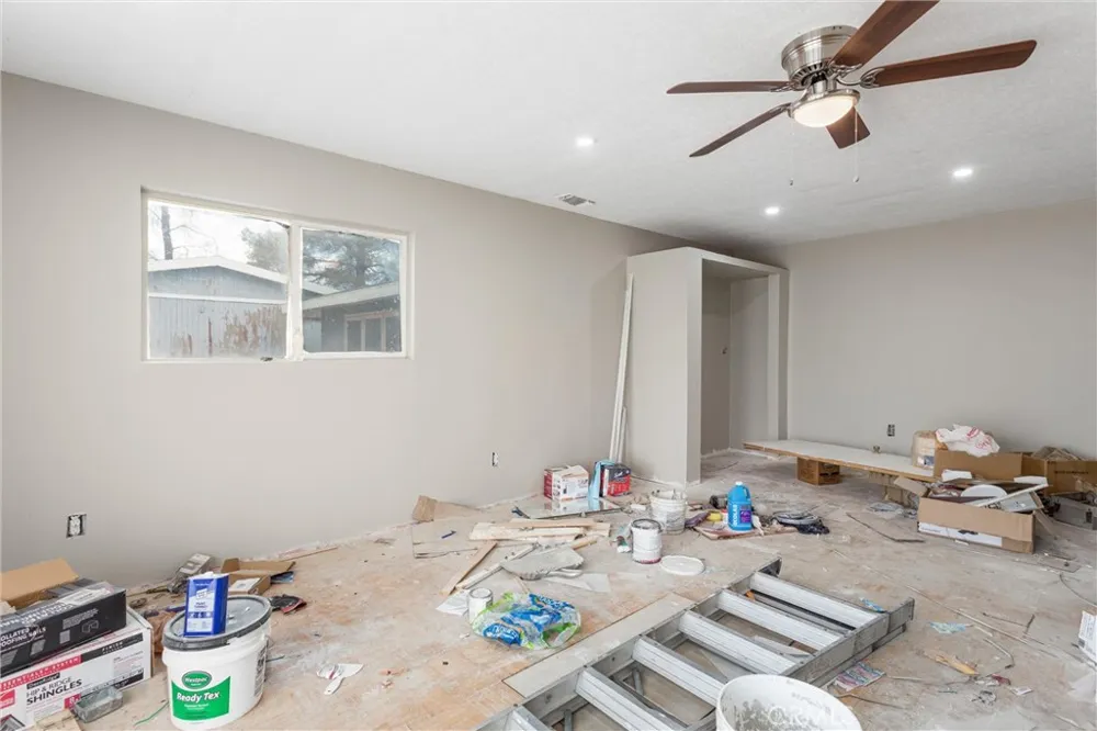 38484 Foothill Road Lucerne Valley, CA 92356