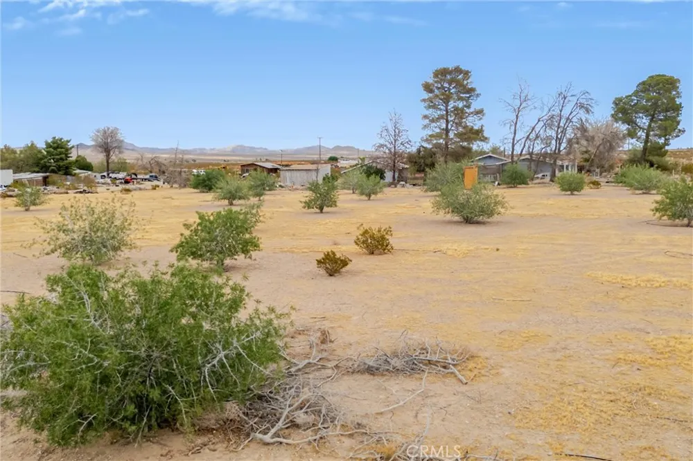 38484 Foothill Road Lucerne Valley, CA 92356