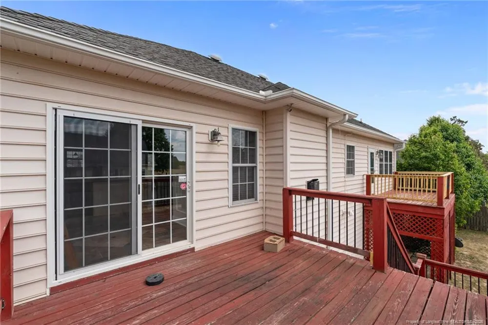 109 Canyon Ct Court Sanford, NC 27332