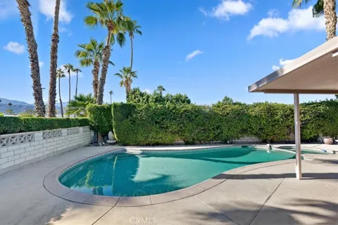 73182 Palm Greens