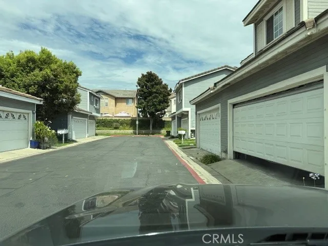 6773 Foxcroft Court Chino, CA 91710