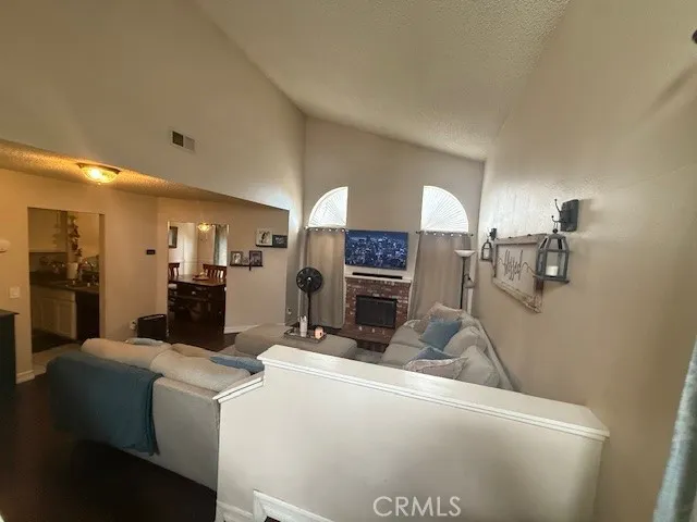 6773 Foxcroft Court Chino, CA 91710