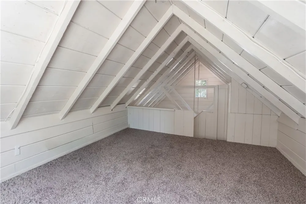 369 Log Crestline, CA 92325