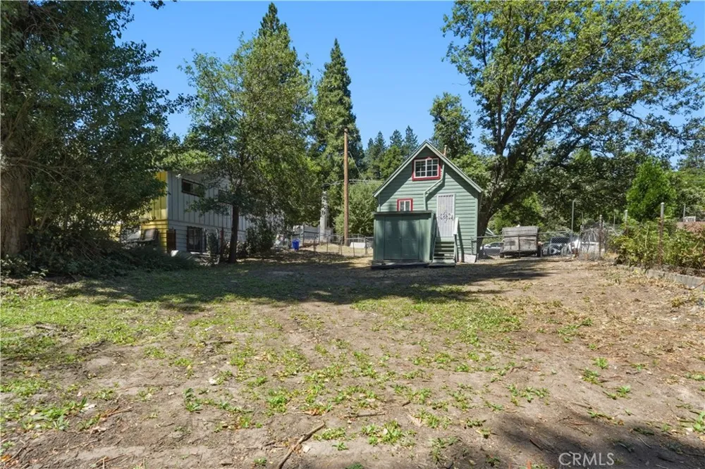 369 Log Crestline, CA 92325