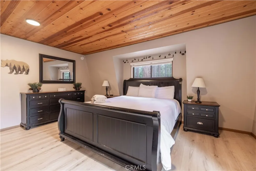 42754 La Cerena Big Bear Lake, CA 92315