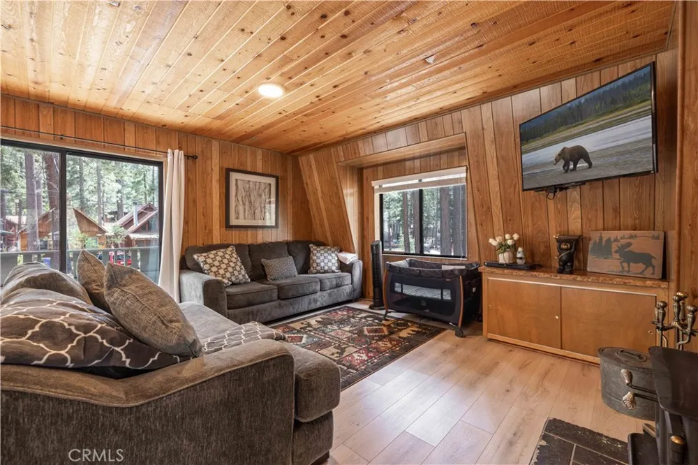 42754 La Cerena Big Bear Lake, CA 92315
