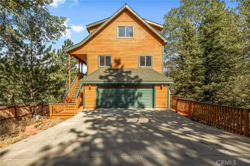 32792 Deer Lick Drive Running Springs, CA 92382