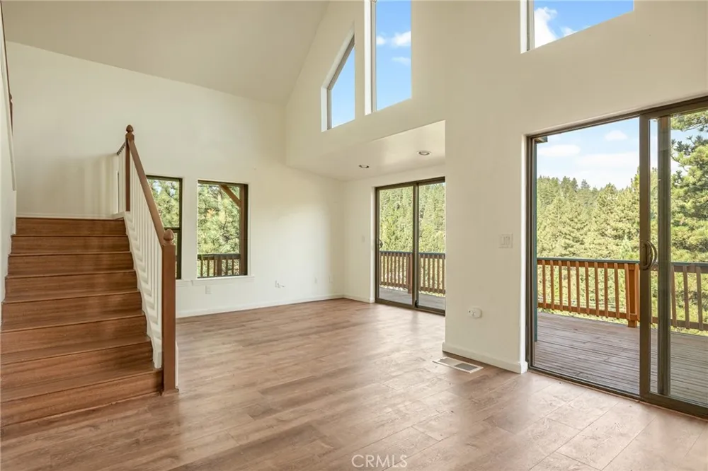 32792 Deer Lick Drive Running Springs, CA 92382
