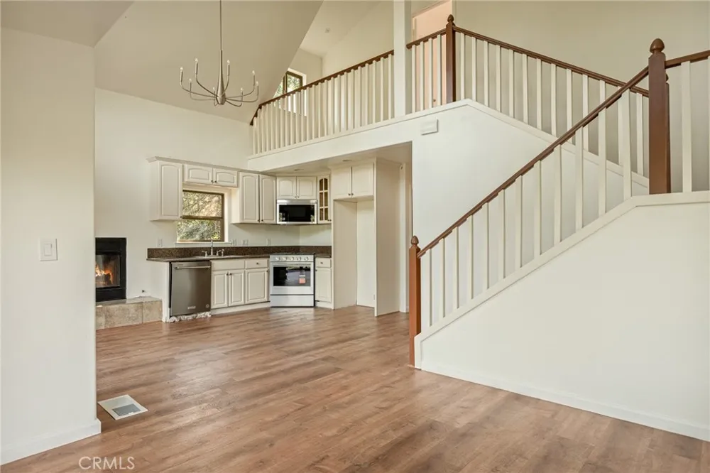 32792 Deer Lick Drive Running Springs, CA 92382