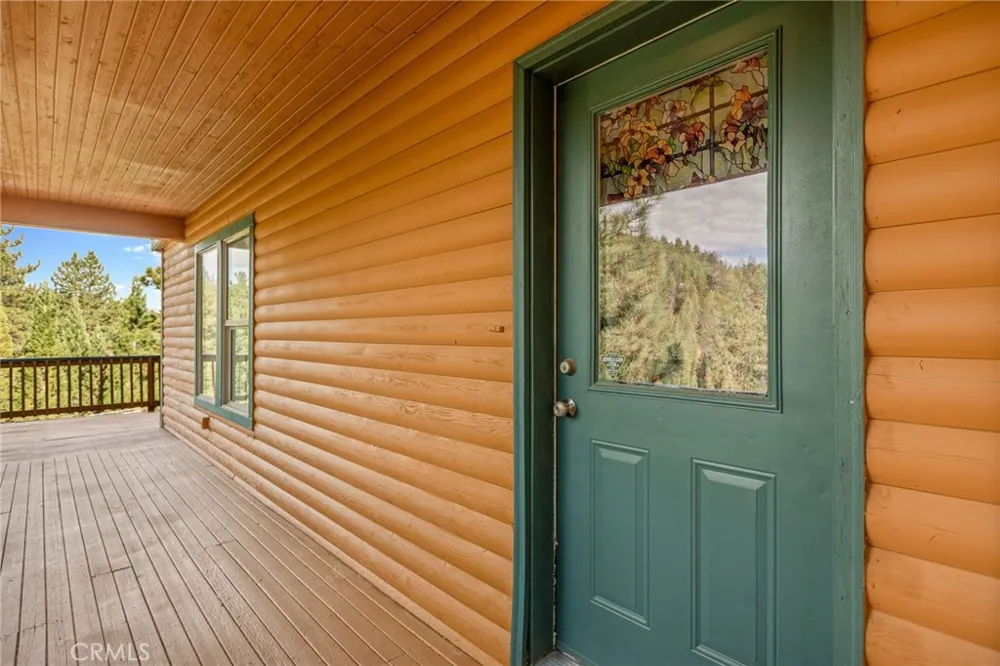 32792 Deer Lick Drive Running Springs, CA 92382