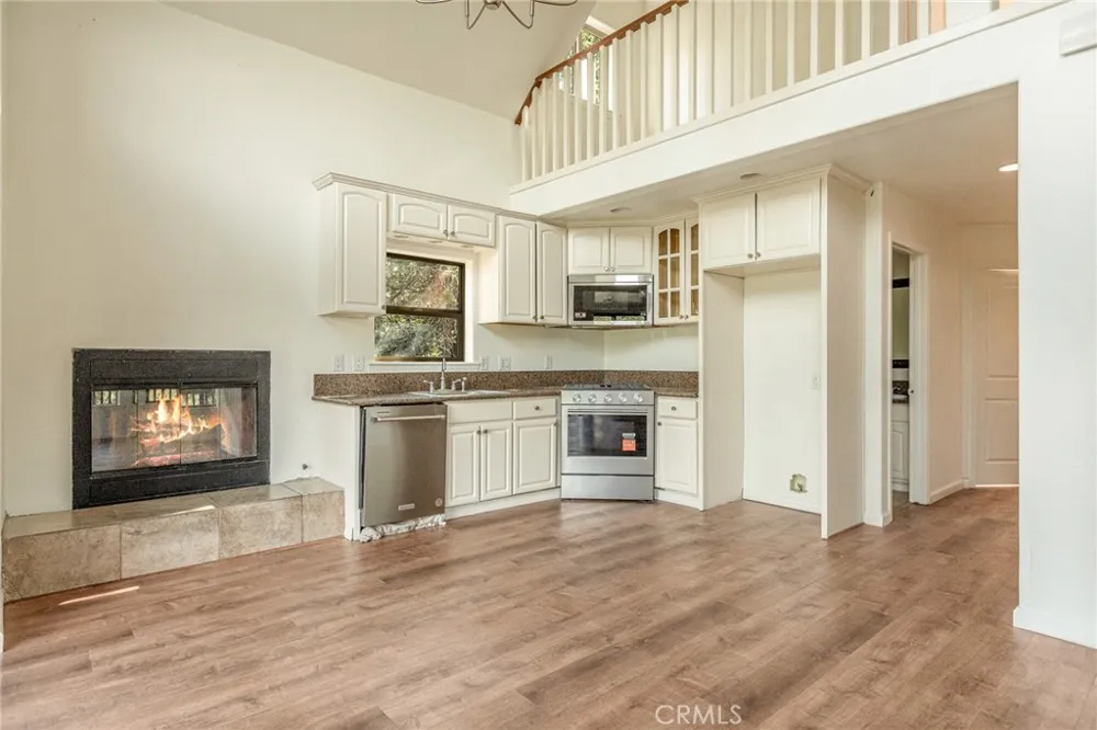 32792 Deer Lick Drive Running Springs, CA 92382