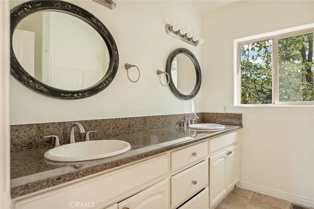 32792 Deer Lick Drive Running Springs, CA 92382