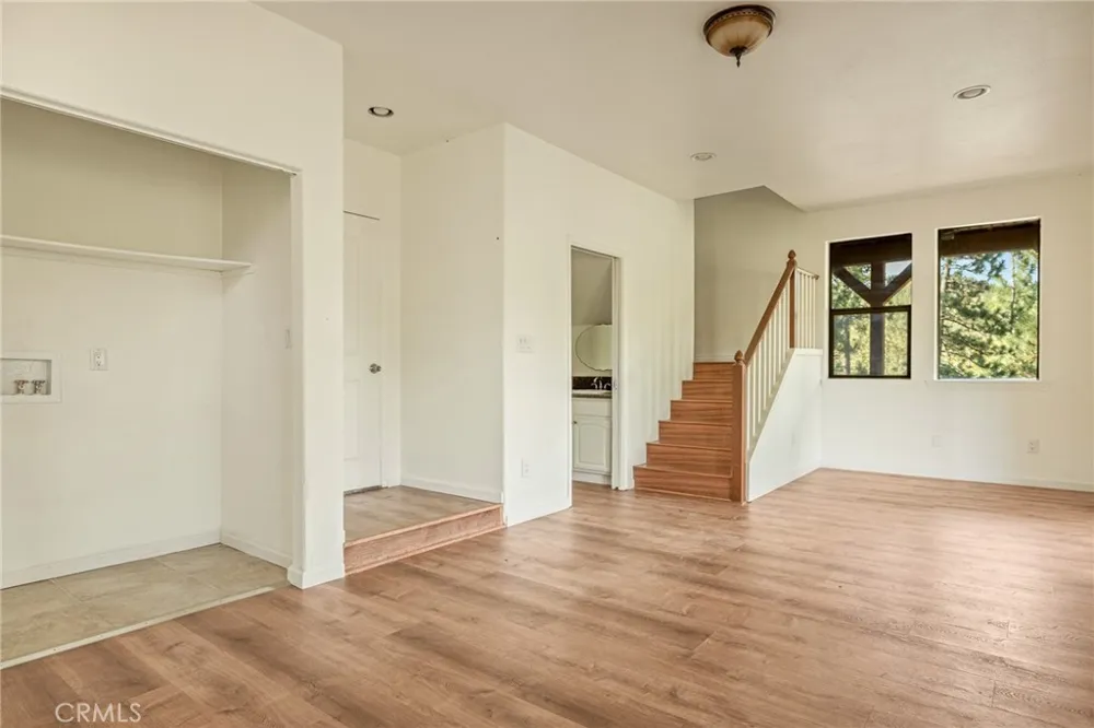 32792 Deer Lick Drive Running Springs, CA 92382